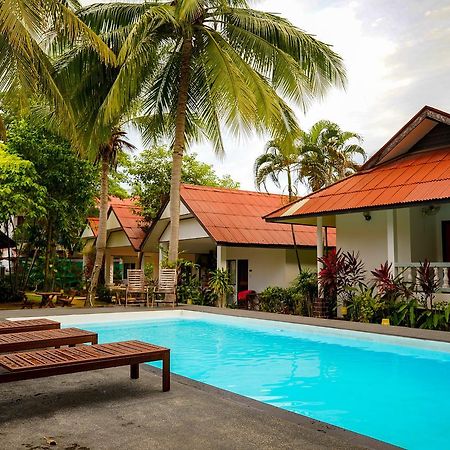 ホテル Fullmoon House Samui ラマイビーチ エクステリア 写真