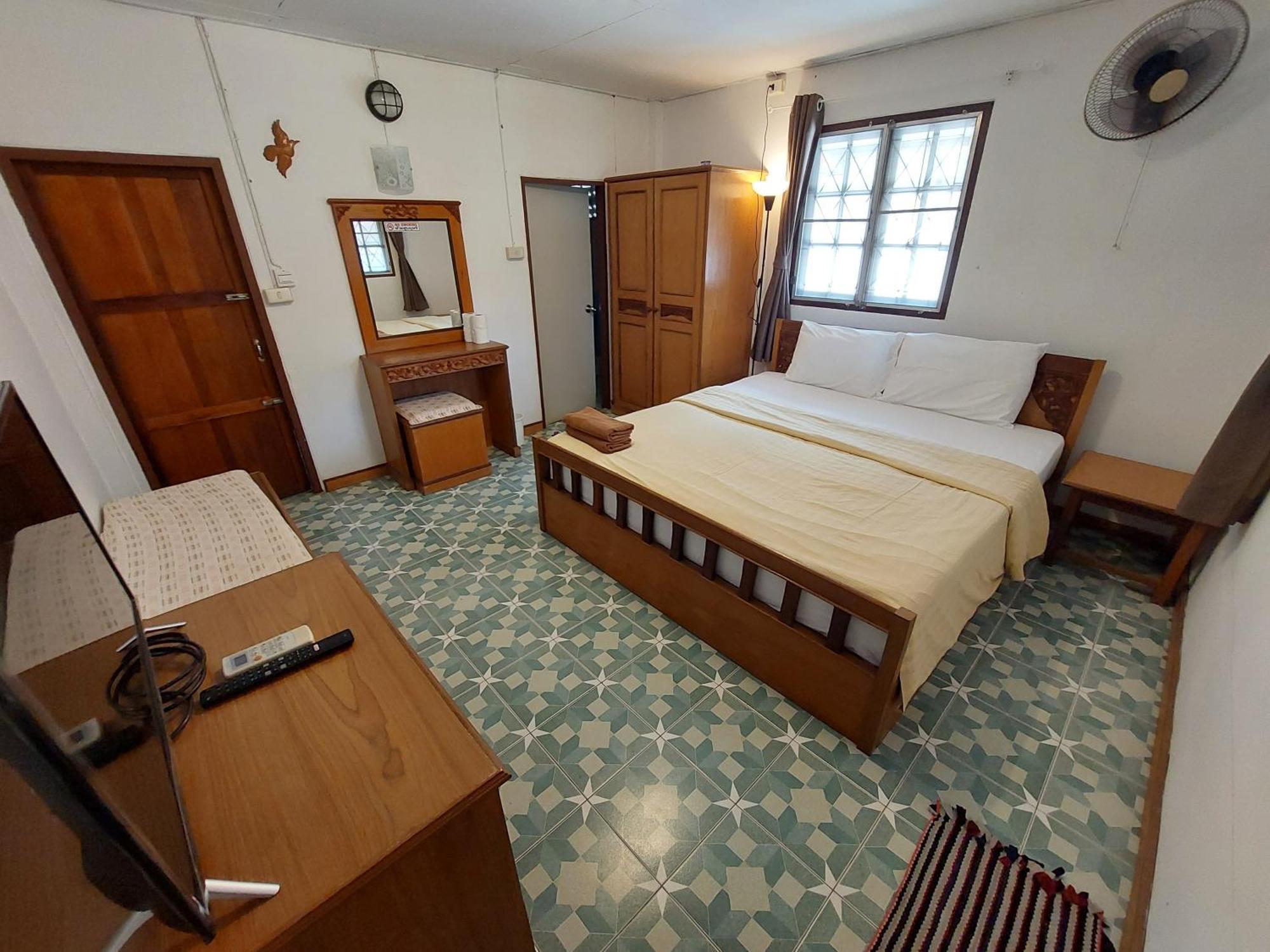 ホテル Fullmoon House Samui ラマイビーチ エクステリア 写真