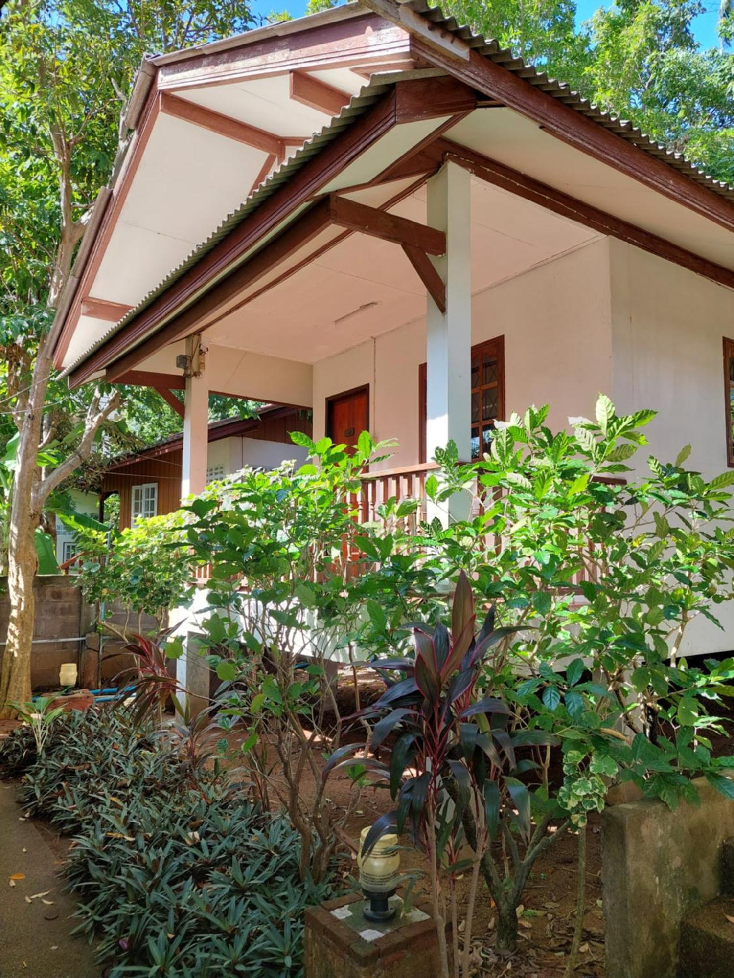 ホテル Fullmoon House Samui ラマイビーチ エクステリア 写真