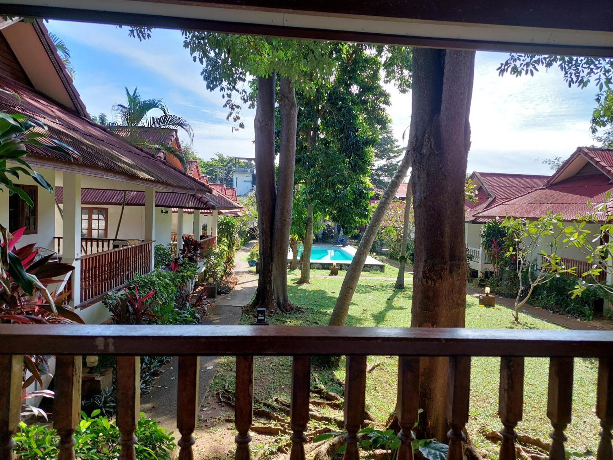 ホテル Fullmoon House Samui ラマイビーチ エクステリア 写真