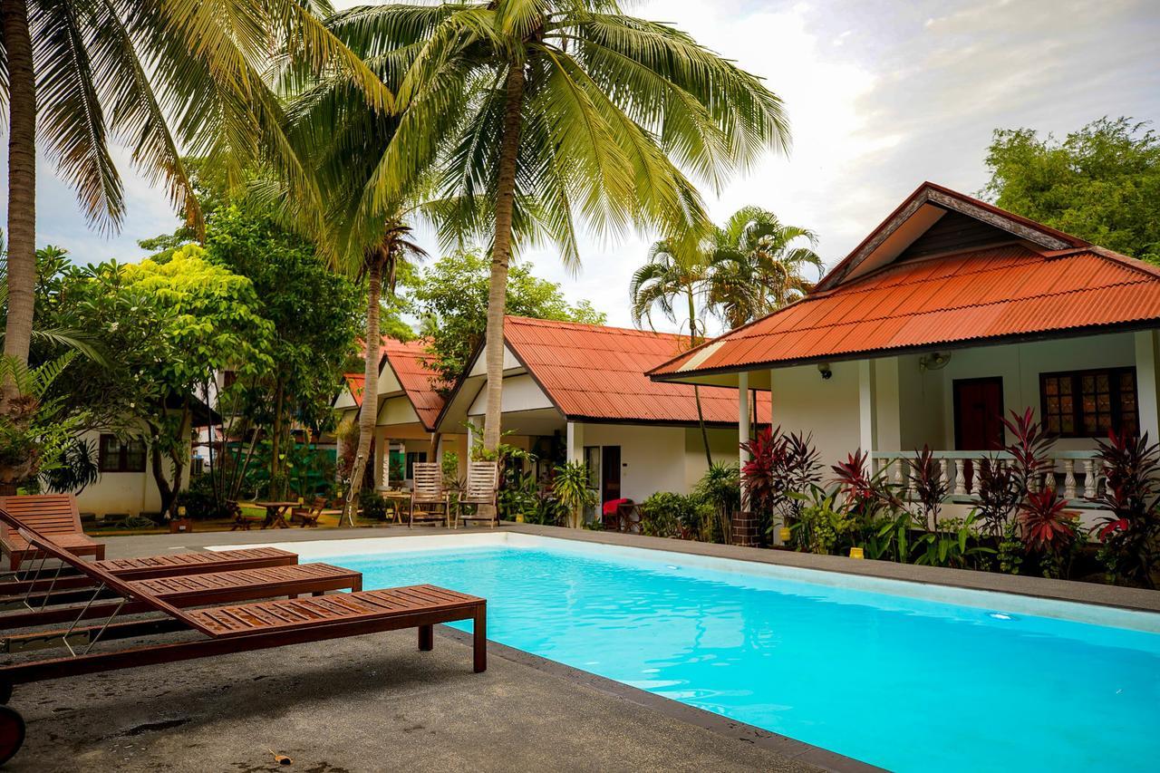 ホテル Fullmoon House Samui ラマイビーチ エクステリア 写真
